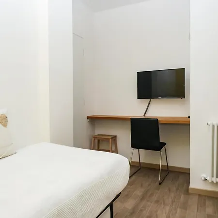 Lia Cinque Terre Wave